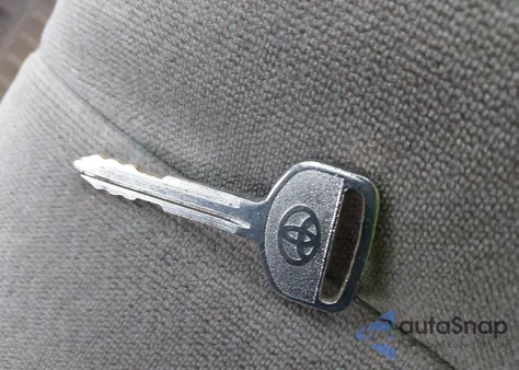 1998 Toyota Camry Ce/Le/Xle из США, поврежденный, VIN 4T1BG22K9WU242300